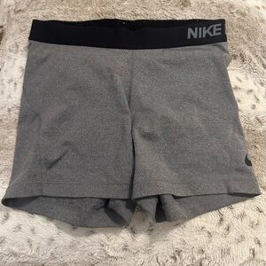 Nike Pros Grey Size M